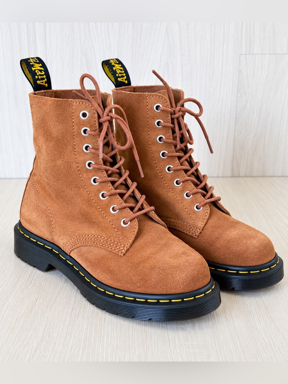 Dr. Martens Brown Suede 8-Eye Lace Up Combat Boots Women’s Size 8